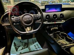 کیا ستینگەر